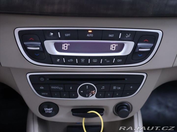 Renault Fluence 1,6 i 81kW CZ Navi Aut.kl 2011