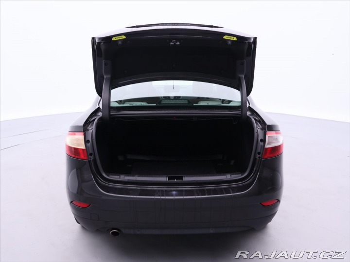 Renault Fluence 1,6 i 81kW CZ Navi Aut.kl 2011