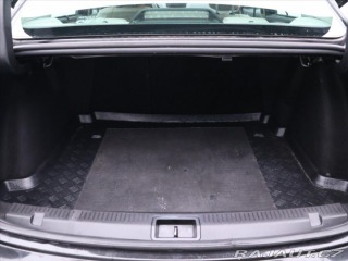 Renault Fluence 1,6 i 81kW CZ Navi Aut.kl 2011
