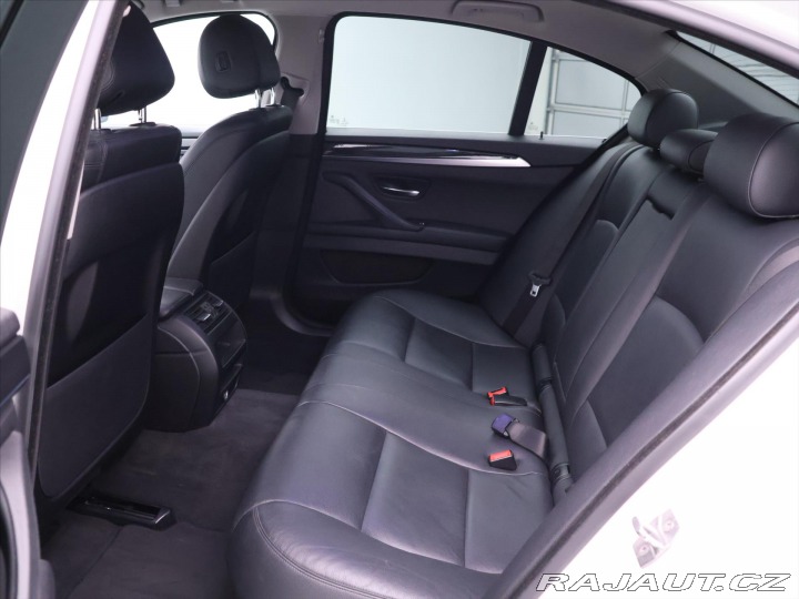 BMW 5 2,0 520xD 140kW Aut. CZ D 2015