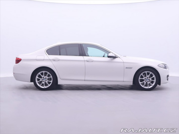 BMW 5 2,0 520xD 140kW Aut. CZ D 2015