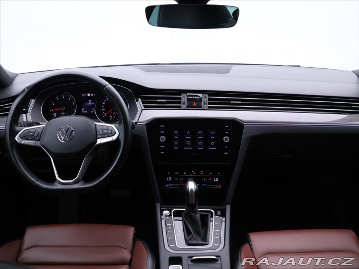 Volkswagen Passat 2,0 TSI 140kW DSG DPH CZ 2021