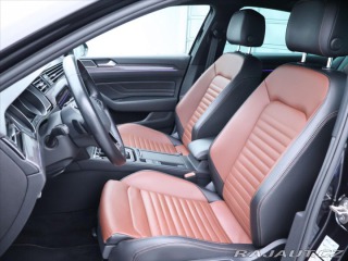 Volkswagen Passat 2,0 TSI 140kW DSG DPH CZ 2021