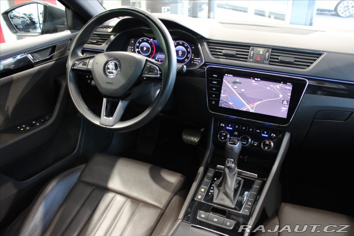 Škoda Superb DSG L&K ACC / Pano / 2019