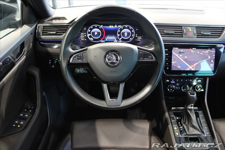 Škoda Superb DSG L&K ACC / Pano / 2019