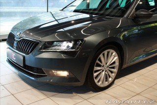 Škoda Superb DSG L&K ACC / Pano / 2019