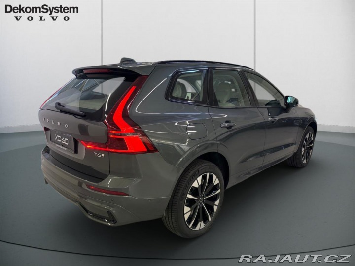 Volvo XC60 2,0 T6 AWD Plus Dark 5630 2025