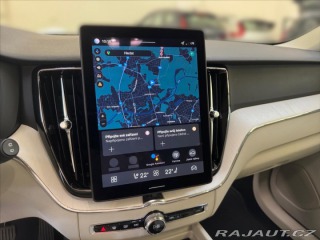 Volvo XC60 2,0 T6 AWD Plus Dark 5630 2025
