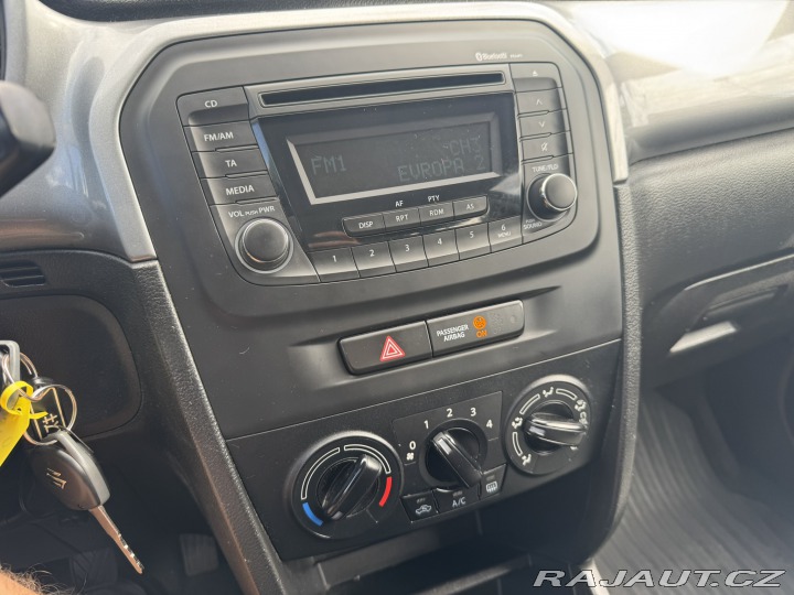 Suzuki Vitara 4X4 1,6i 88KW TAŽNÉ 1.MAJ 2015