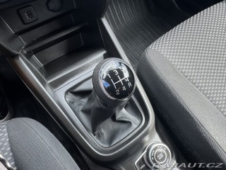 Suzuki Vitara 4X4 1,6i 88KW TAŽNÉ 1.MAJ 2015