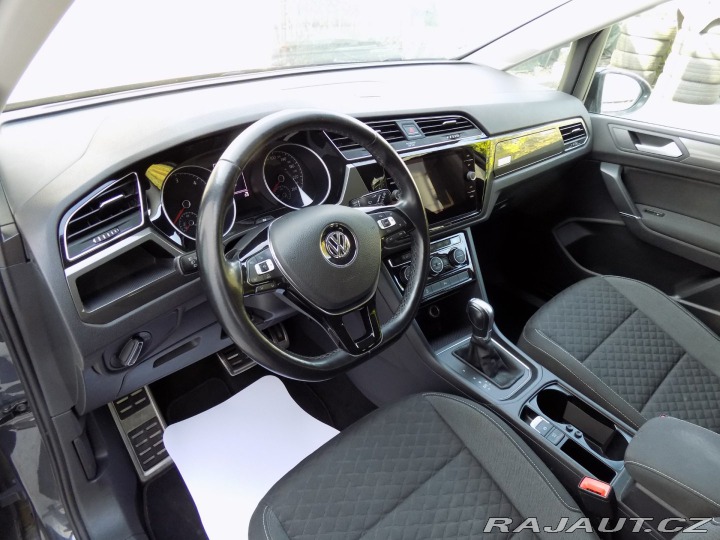 Volkswagen Touran 1.6TDI/JOIN/DSG/NAVI/LED/ 2018