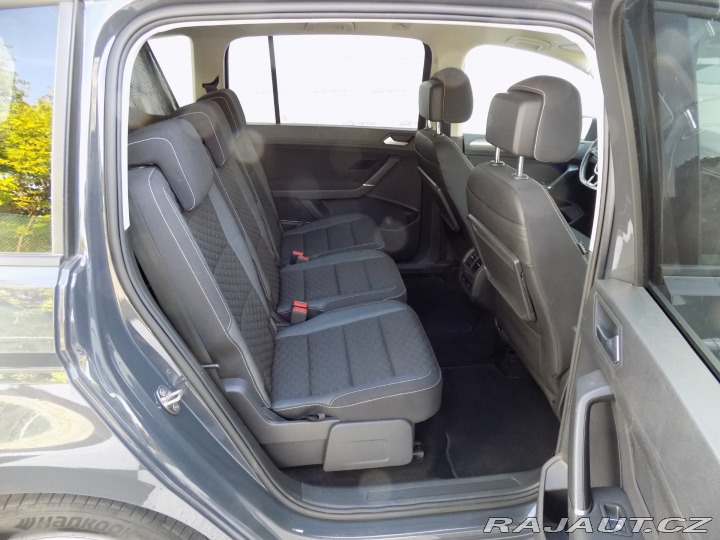 Volkswagen Touran 1.6TDI/JOIN/DSG/NAVI/LED/ 2018