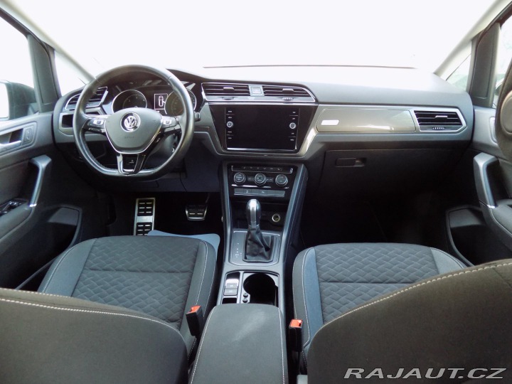 Volkswagen Touran 1.6TDI/JOIN/DSG/NAVI/LED/ 2018