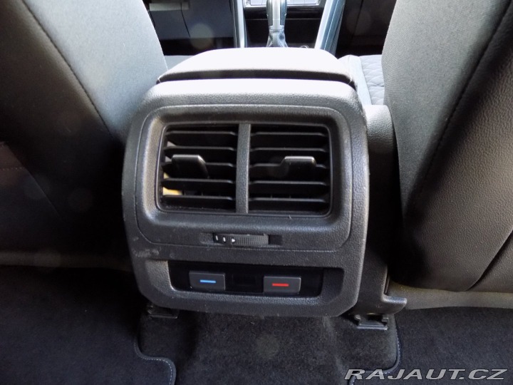 Volkswagen Touran 1.6TDI/JOIN/DSG/NAVI/LED/ 2018