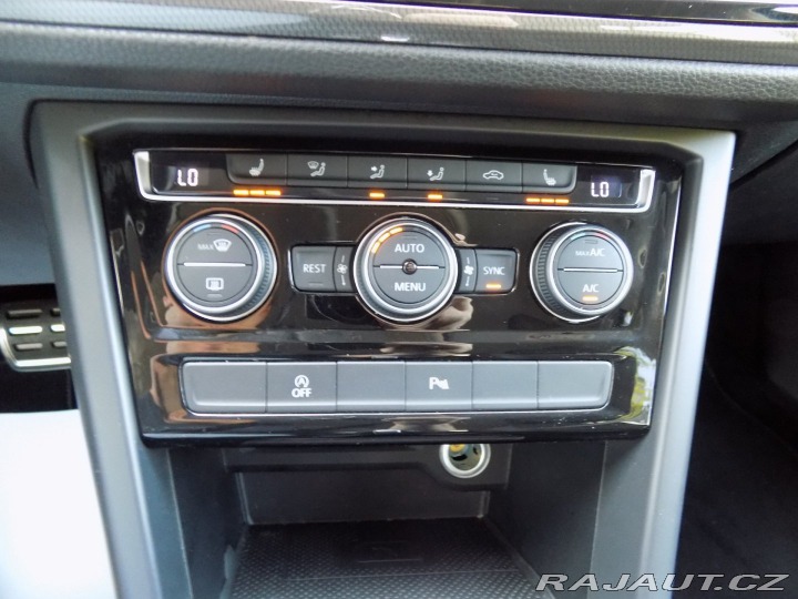 Volkswagen Touran 1.6TDI/JOIN/DSG/NAVI/LED/ 2018