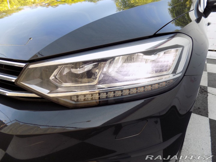 Volkswagen Touran 1.6TDI/JOIN/DSG/NAVI/LED/ 2018