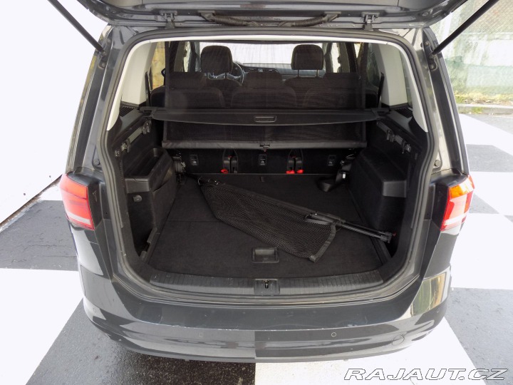 Volkswagen Touran 1.6TDI/JOIN/DSG/NAVI/LED/ 2018