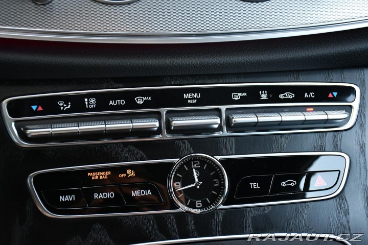 Mercedes-Benz E 300de N.TOP PANO K360° 2019