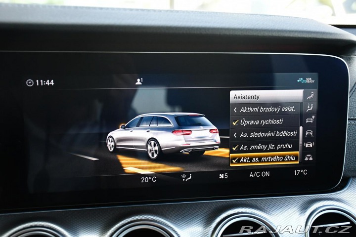 Mercedes-Benz E 300de N.TOP PANO K360° 2019