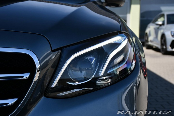 Mercedes-Benz E 300de N.TOP PANO K360° 2019
