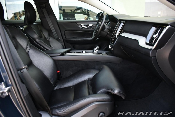 Volvo V60 B4 145kW SERV.KNÍŽKA 1M Č 2020