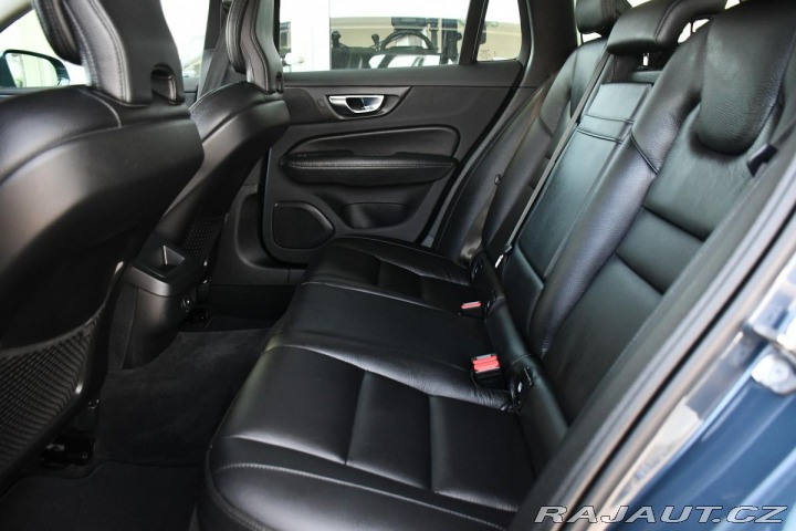 Volvo V60 B4 145kW SERV.KNÍŽKA 1M Č 2020