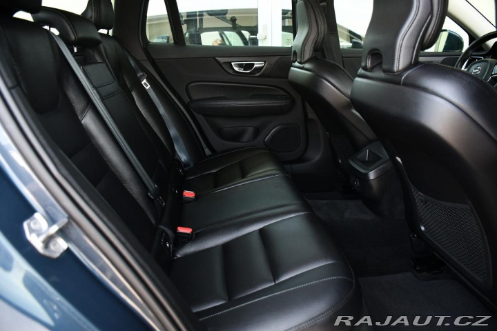 Volvo V60 B4 145kW SERV.KNÍŽKA 1M Č 2020