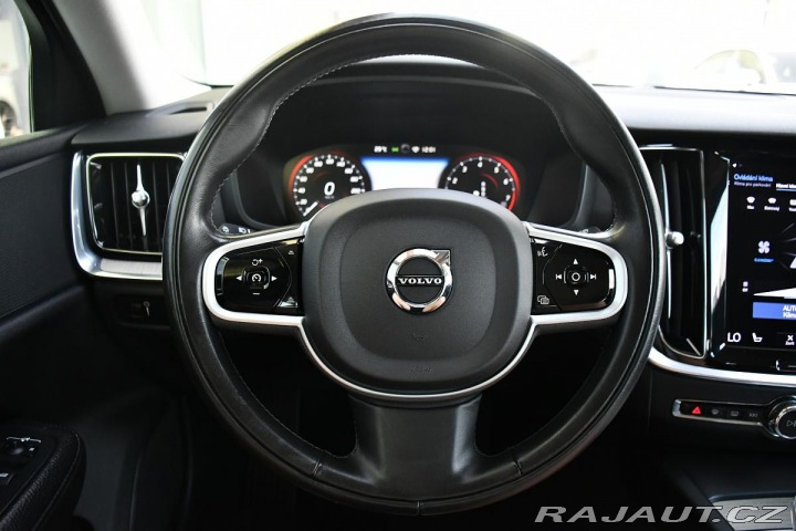 Volvo V60 B4 145kW SERV.KNÍŽKA 1M Č 2020