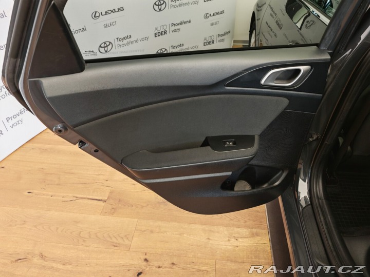 Kia Ceed 1.5 T-GDI KAPPA Sportswag 2021