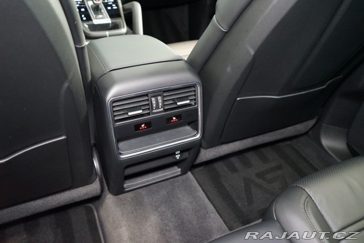 Porsche Cayenne COUPE*PANO*PASM*TAŽ*360*B 2021