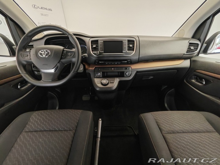 Toyota ProAce Verso 2.0D 180 8AT L2 5D Famil 2024