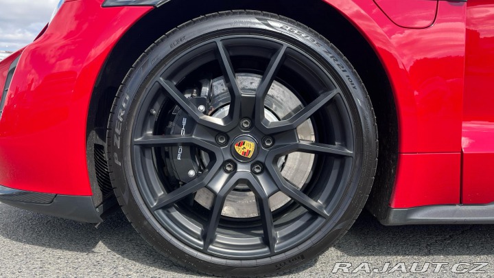 Porsche Taycan GTS 2023