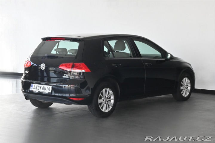 Volkswagen Golf 1,2 TSI 77 kW COMFORTLINE 2014