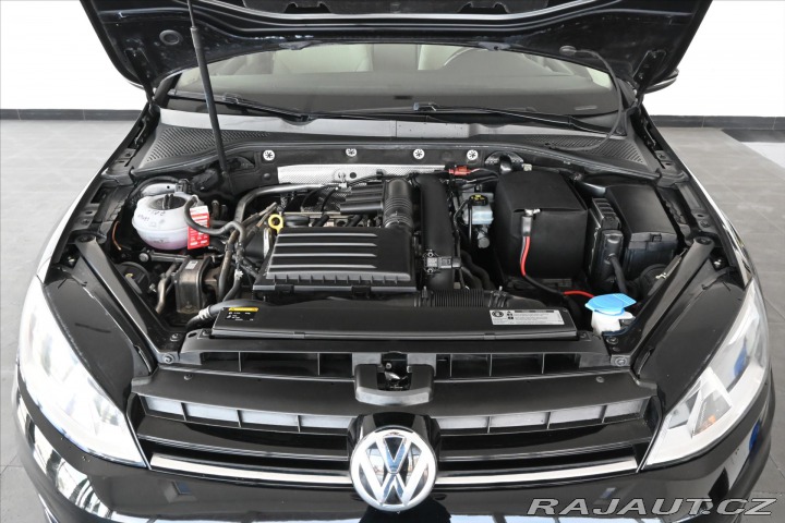 Volkswagen Golf 1,2 TSI 77 kW COMFORTLINE 2014