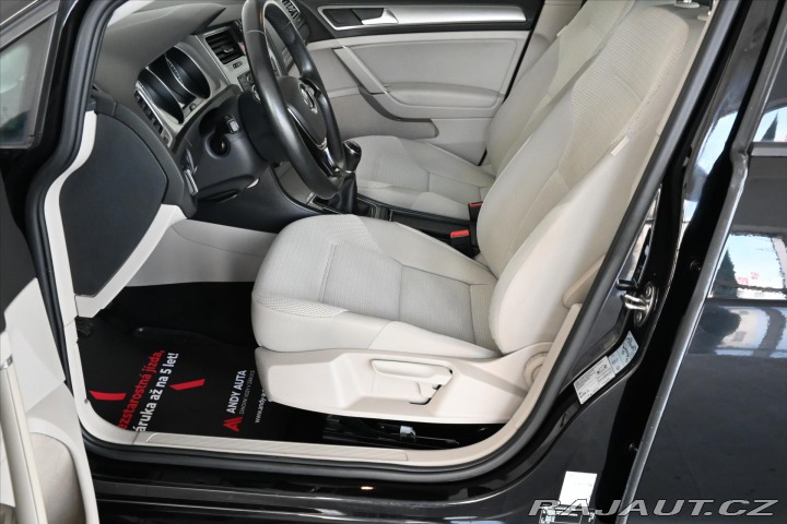 Volkswagen Golf 1,2 TSI 77 kW COMFORTLINE 2014