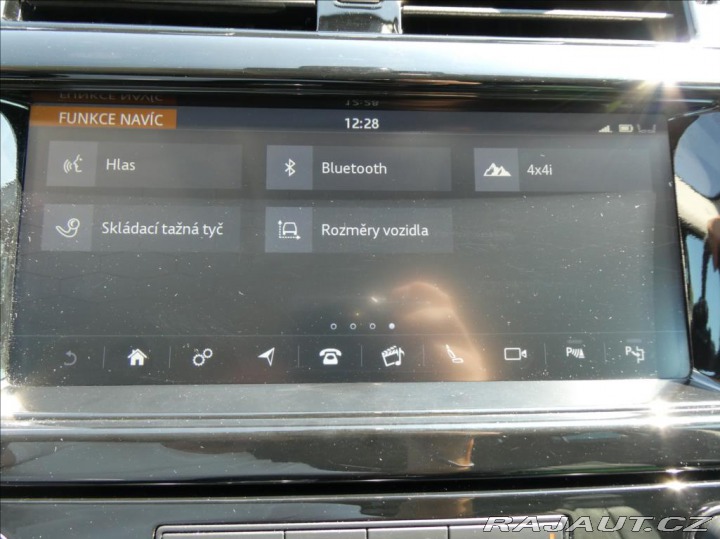 Land Rover Discovery 3,0 SDV6 HSE,1Maj, ČR, DP 2019