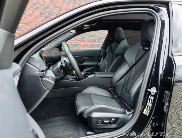 BMW 5 Touring 550e xDrive M SP 2025