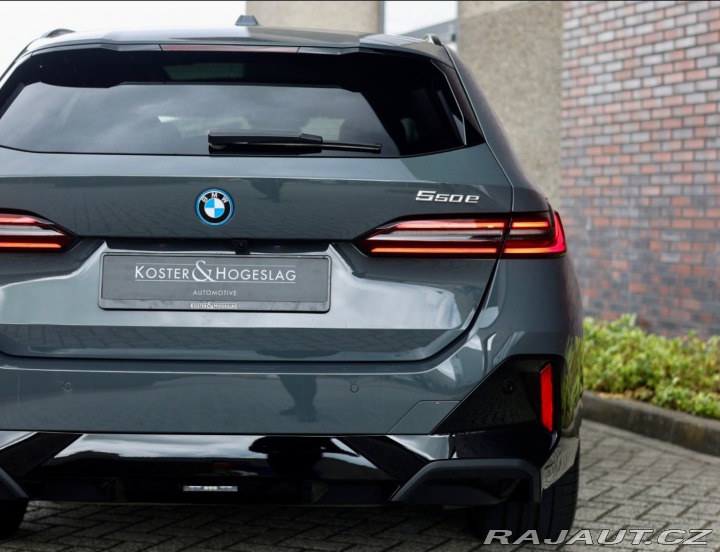 BMW 5 Touring 550e M SPORT xDr 2025