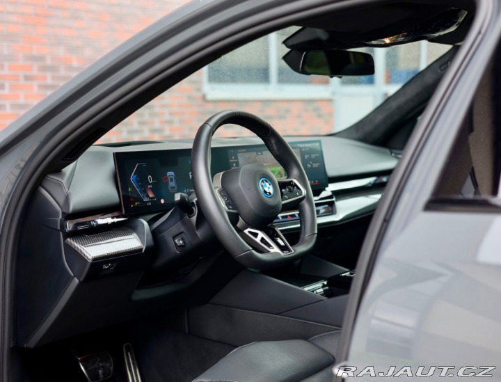 BMW 5 Touring 550e M SPORT xDr 2025