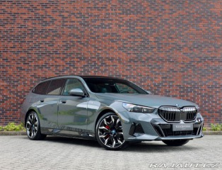 BMW 5 Touring  550e M SPORT xDr 2025