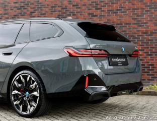 BMW 5 Touring  550e M SPORT xDr 2025