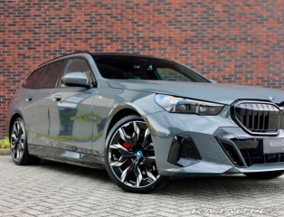 BMW 5 Touring  550e M SPORT xDr 2025