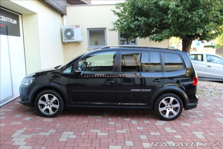 Volkswagen Touran 1,4 TSI 140PS Cross 2011