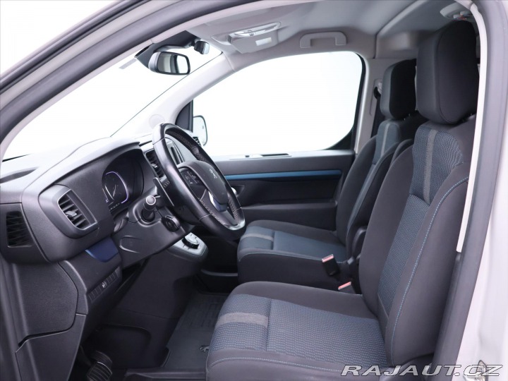 Peugeot Traveller 2,0 130kW Automat CZ 8-Mí 2019