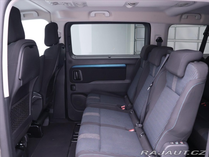 Peugeot Traveller 2,0 130kW Aut. CZ 8-Míst 2019