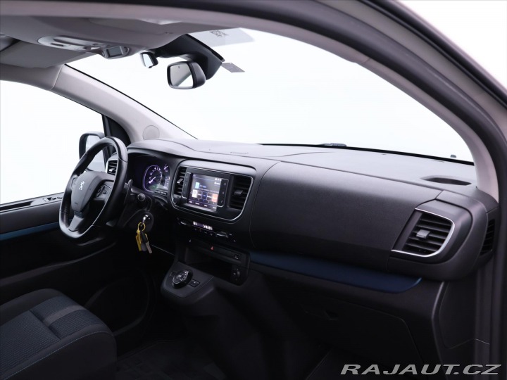 Peugeot Traveller 2,0 130kW Aut. CZ 8-Míst 2019