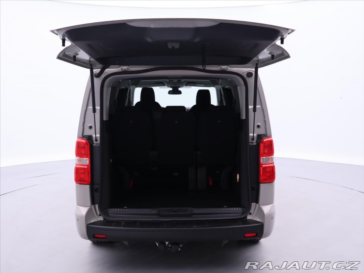 Peugeot Traveller 2,0 130kW Aut. CZ 8-Míst 2019
