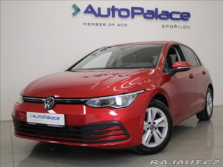 Volkswagen Golf 1,0 TSi 81kW Life KAM.ČR 2023