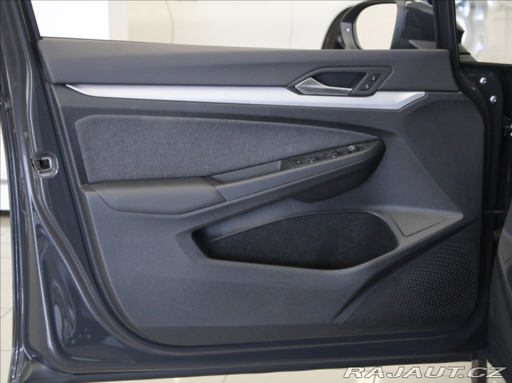 Volkswagen Golf 1,5 TSi 96kW Life Variant 2023
