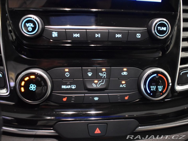 Ford Tourneo Custom 2,0 Custom tažný,kamera,w 2021